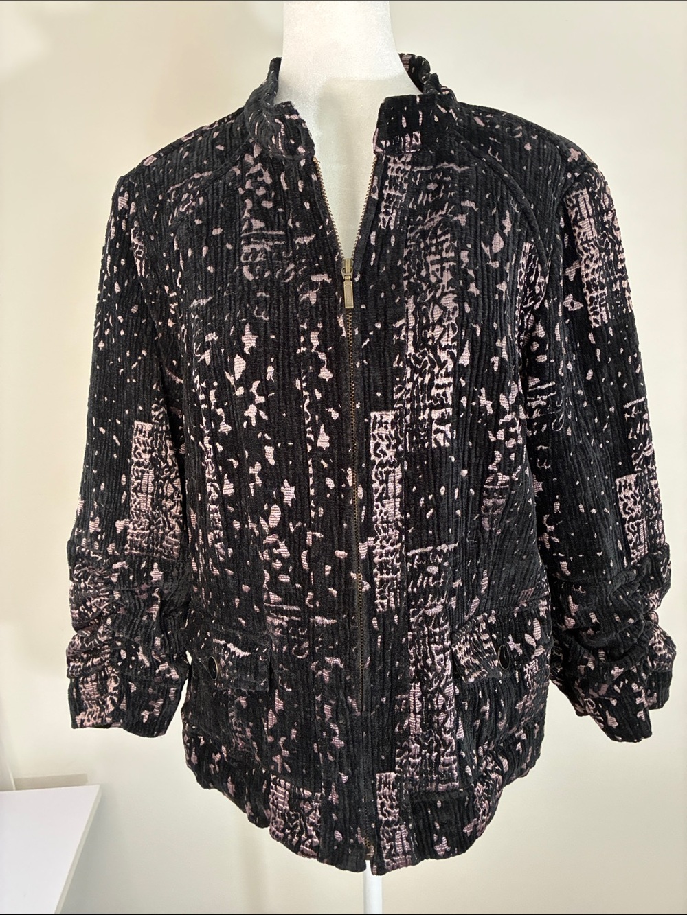 Christopher & Banks Pattern Zip-Front Jacket in Black and Light Pink XL